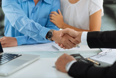 מתכננים לקנות דירה? מתווך זה בדיוק מי שאתם צריכים